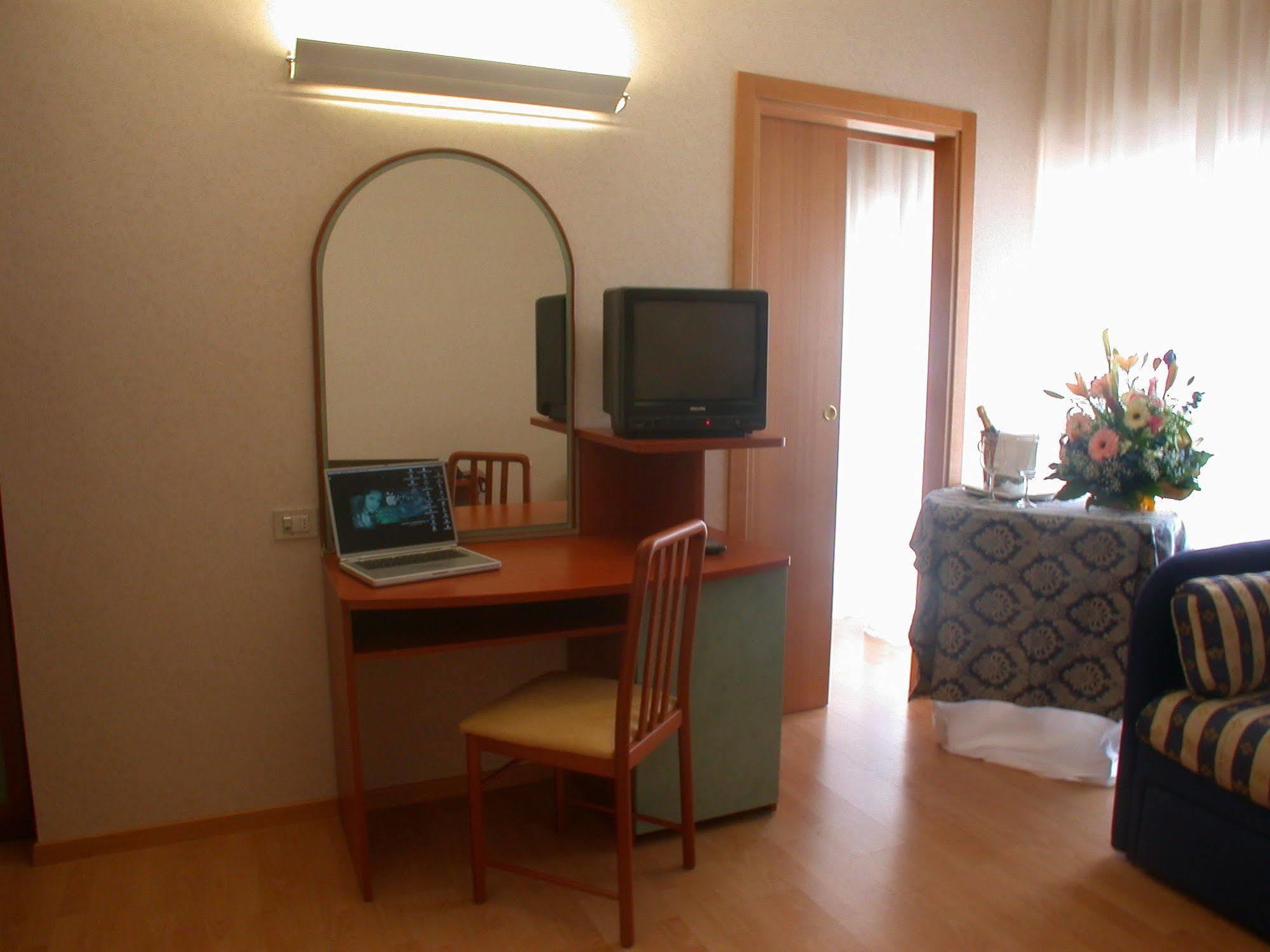 Hotel La Pergola Rionero in Vulture Extérieur photo